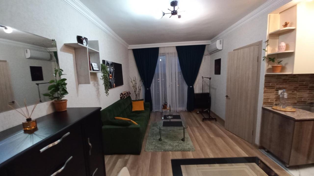 Ng Cozy App Apartment Tbilisi Ngoại thất bức ảnh